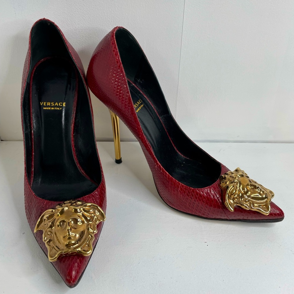Versace pumps
